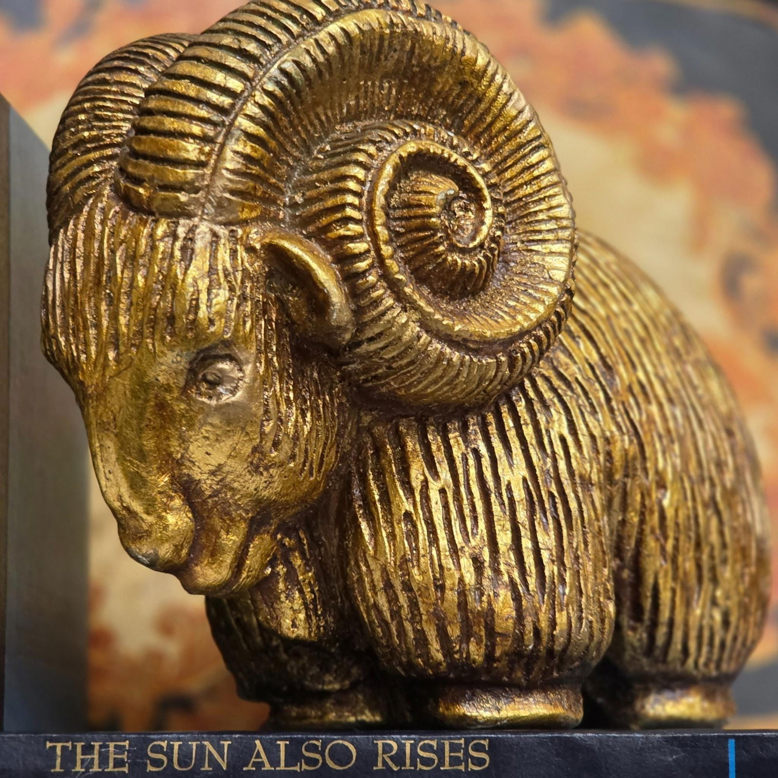 Vintage Ram Sculpture Hollywood Regency Gold Gilt Chalkware Aries Figurine Mantel Decor Animal: Title: Vintage Ram Sculpture Hollywood Regency Gold Gilt Chalkware Aries Figurine Mantel Decor Animal Statue Description: Vintage Ram Sculpture Hollywood Regency Gold Gilt Chalkware Aries Figurine 10&