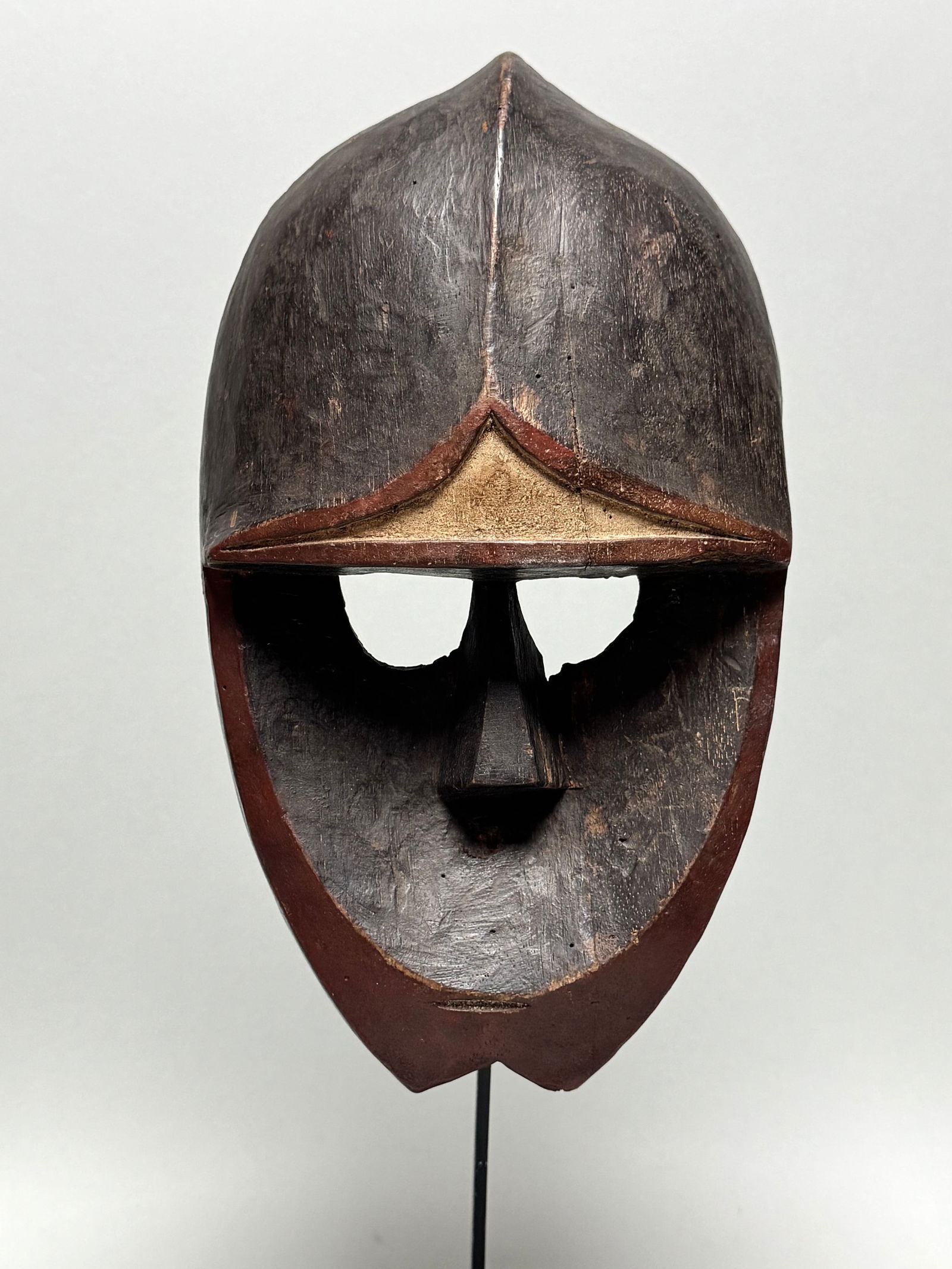 Gorilla mask - Wood - Kwele - Cameroon: Title: Gorilla mask - Wood - Kwele - Cameroon Description: This type of mask is used by the Beete cult to honor the male gorilla, which is, in primitive mythology, considered to be the clan's founding