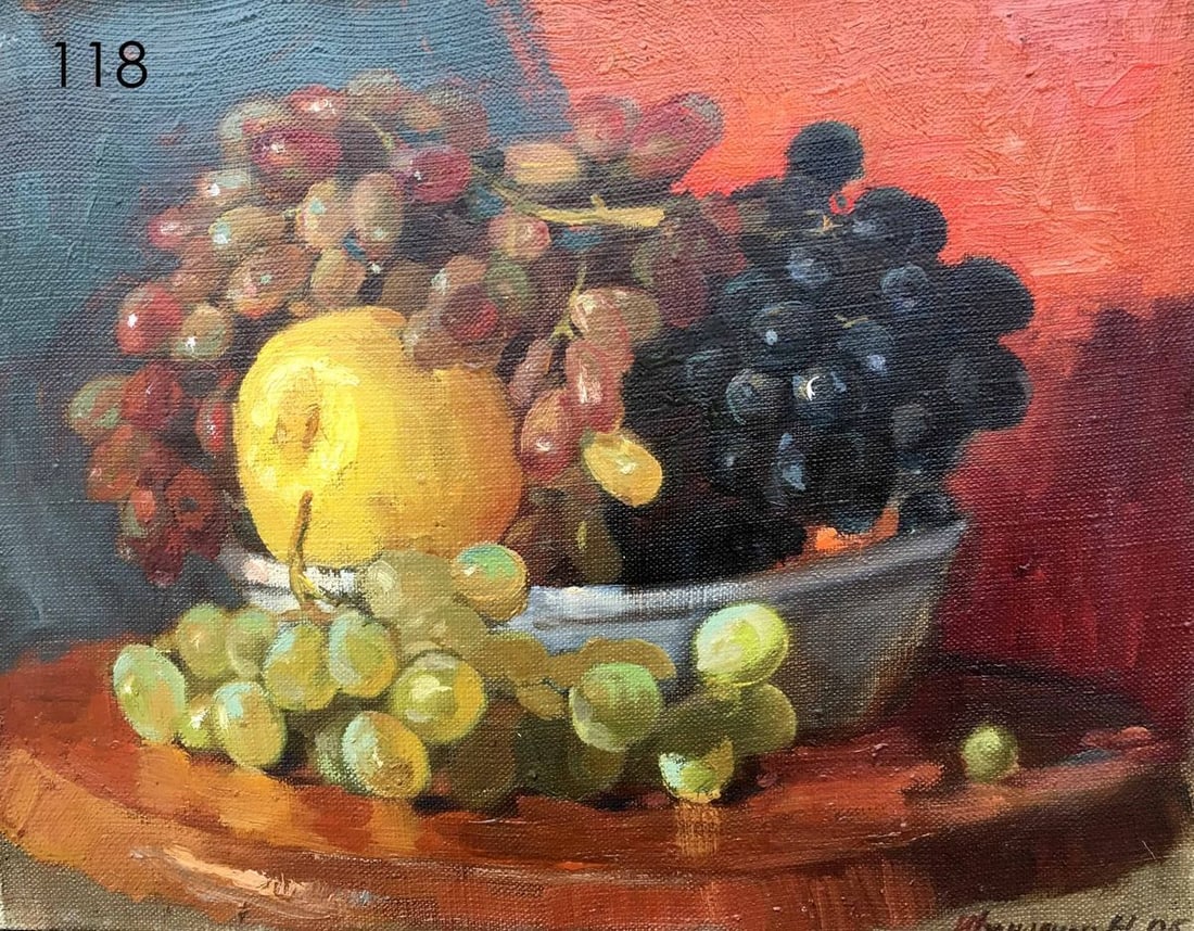 Still life with grapes oil painting Ivanchenko Natalia Oleksiivna: Title: Still life with grapes oil painting Ivanchenko Natalia Oleksiivna Description: №118 TITLE: "Still life with grapes" * ARTIST: Ivanchenko Natalia Oleksiivna SIZE: 26x32cm/'10,23x12,59