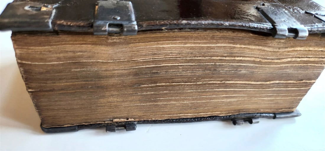 1681 BIBLE in ENGLISH antique OLD & NEW TESTAMENT BINDING w/METAL CORNER PIECES - 7
