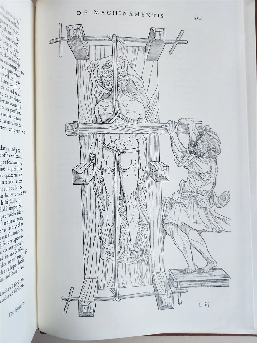 1970 FACSIMILE of Chirurgie a Graeco in Latinum conversa antique ILLUSTRATED: Title: 1970 FACSIMILE of Chirurgie a Graeco in Latinum conversa antique ILLUSTRATED Description: "Chirurgie a Graeco in Latinum conversa... Facsimile of Parisian 1544 edition Brussels; 1970 Folio: 10