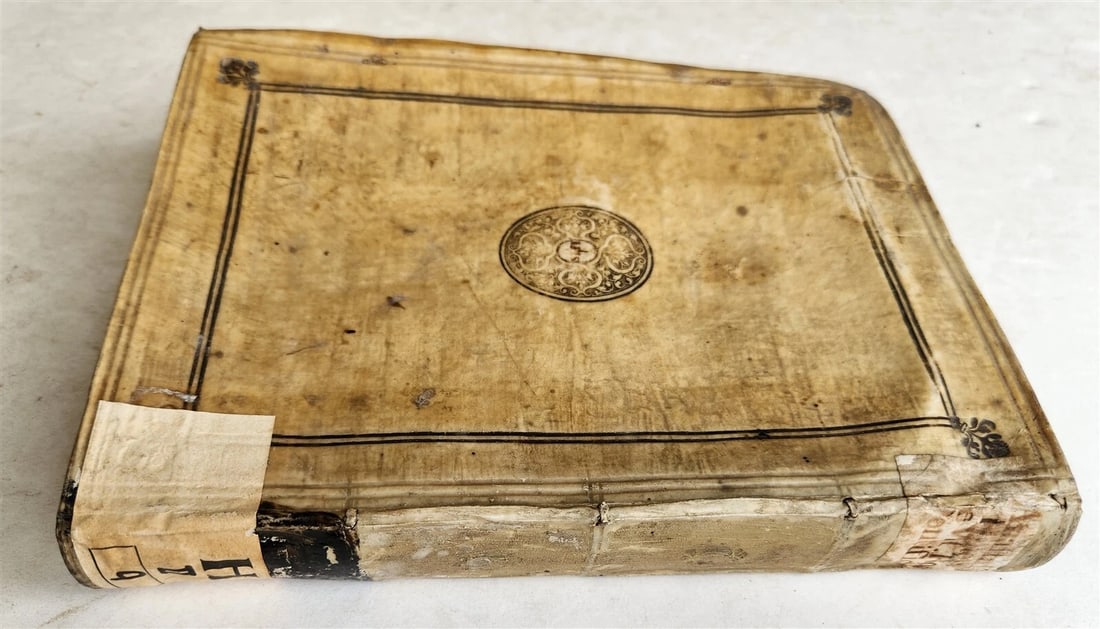 1602 HISTORY of POPES by Anastasius Bibliothecarius antique VELLUM - 4