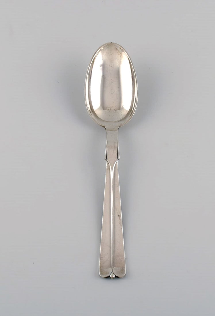 Hans Hansen silverware no. 7. Art deco table spoon in silver (830). Dated 1936.