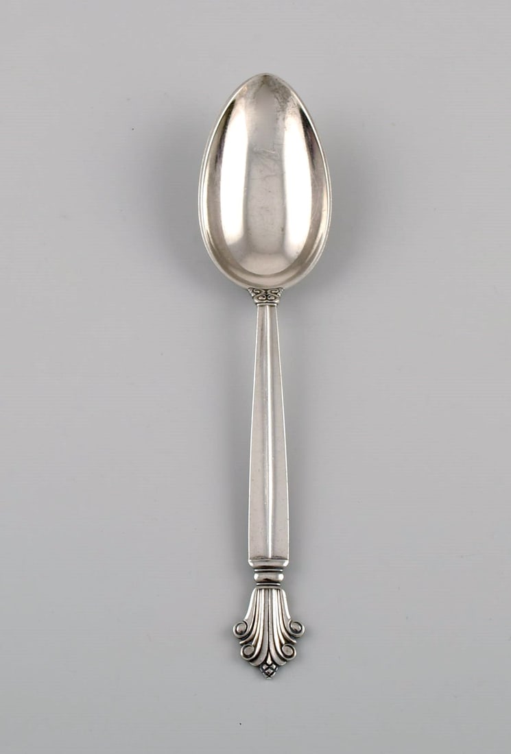 Georg Jensen Acanthus tablespoon in sterling silver.: Title:Georg Jensen Acanthus tablespoon in sterling silver.Description:Georg Jensen Acanthus tablespoon in sterling silver. Length: 20.5 cm. In excellent condition. Stamped. Our skilled Georg Jensen