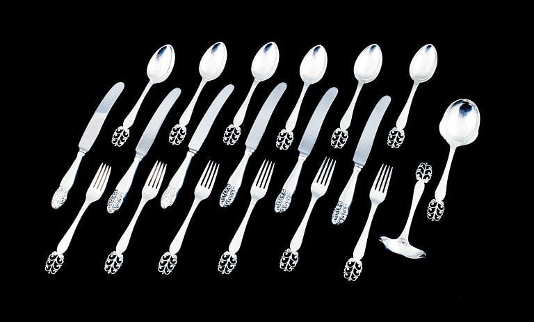 Danish silversmith, complete dinner service for six people. A total of 20 pieces.: Title:Danish silversmith, complete dinner service for six people. A total of 20 pieces.Description:Danish silversmith, complete dinner service for six people. A total of 20 pieces. Danish 830 silver.