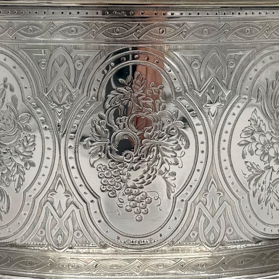 Mid 19th Century Antique Victorian Large Silver Oval Biscuit Box London 1867 Samuel Whitford - 7