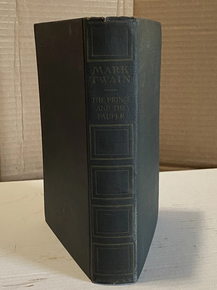 Mark Twain The Prince And The Pauper 1900 Harper Vol. XV HC Authorized Ed Illust: The is the Authorized Edition of "The Prince And The Pauper" Vol. XV by Mark Twain, published by Harper & Brothers in New York, NY in 1909. This hardcover book with cloth boards is an original illustr