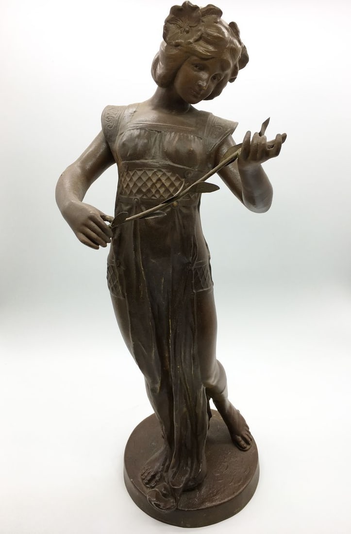 Statue of young beautiful woman (1 of 12)