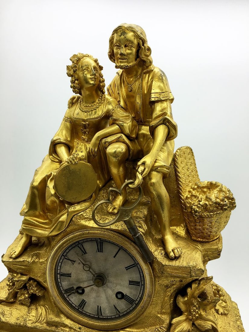 Bronze statue in empire style - 2