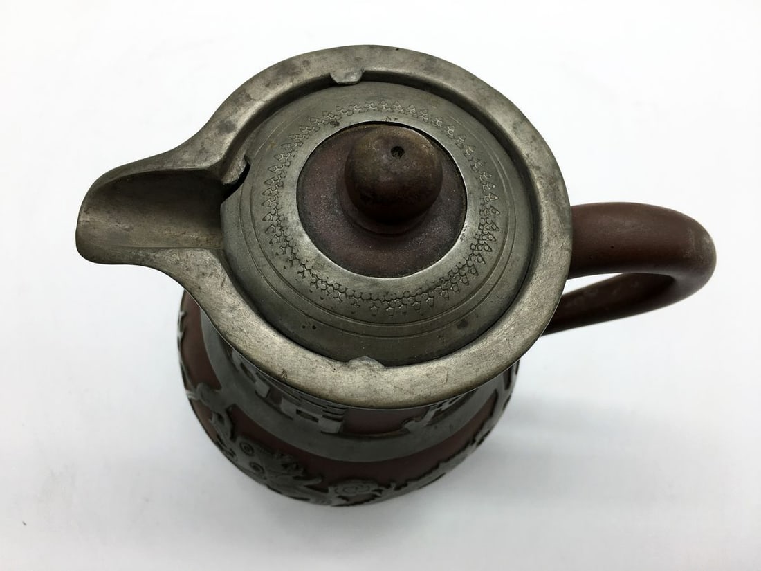 Three Piece Tea Set.China, 19th century - 14