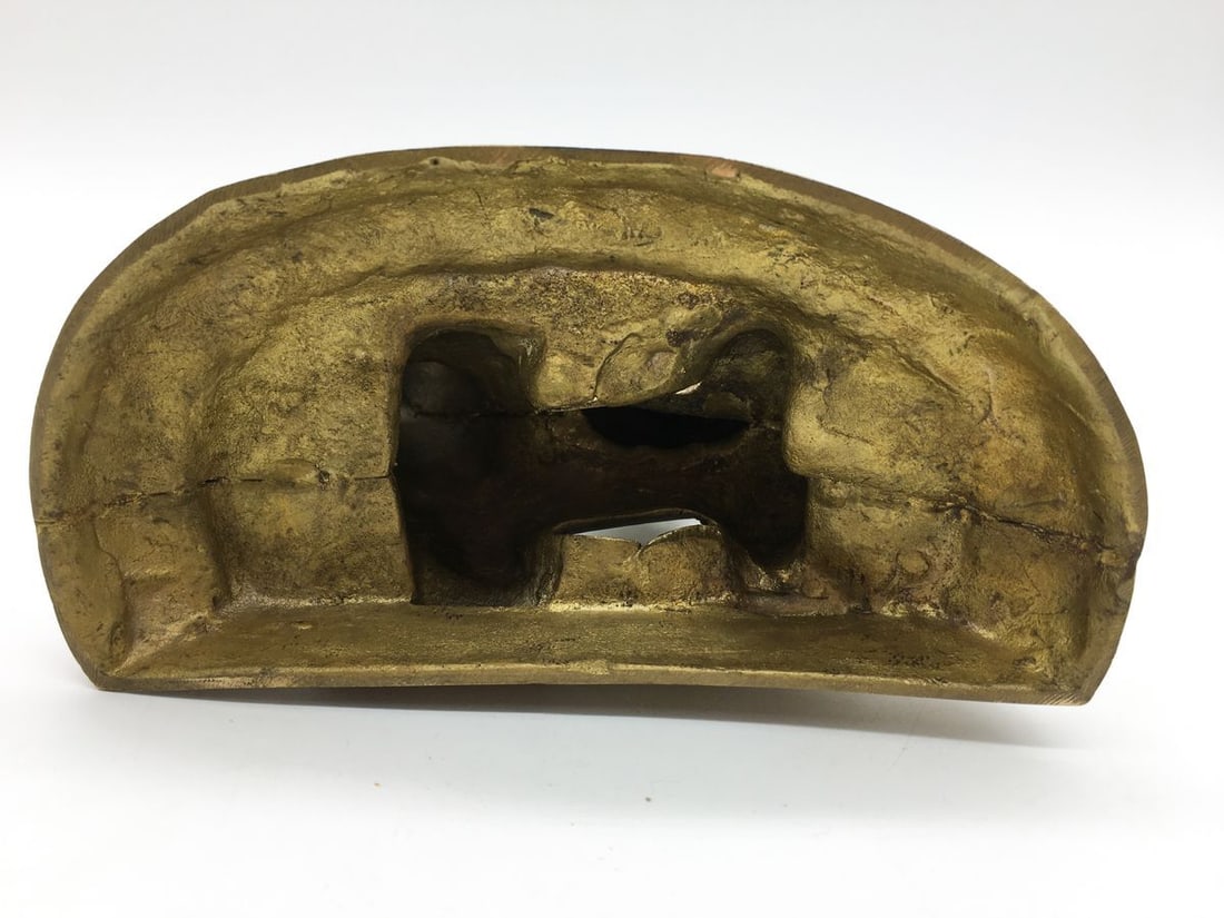 Bronze buddha statue - 9