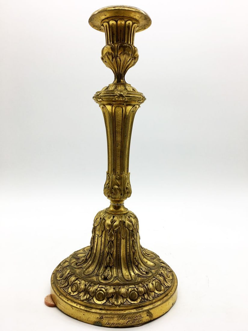 Bronze candlestick: Title: Bronze candlestick Description: Verndec 38 ITEM DESCRIPTION : *Medium : bronze *The size: 28x14 cm/11.02x5.51" inches Provenance - from our collection (more than 15 years) Detailed video about