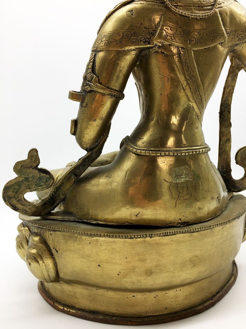 Buddha bronze figure - 9