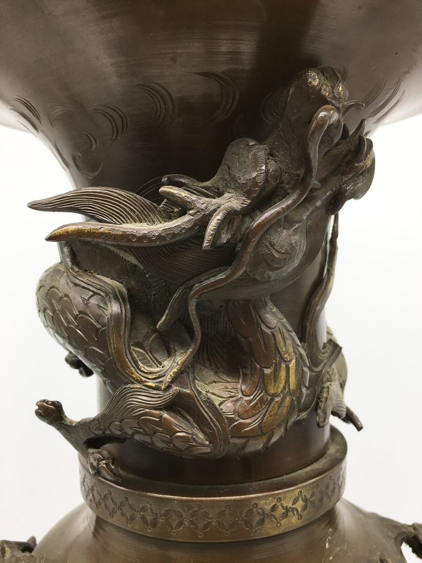 Bronze chinese vase - 3