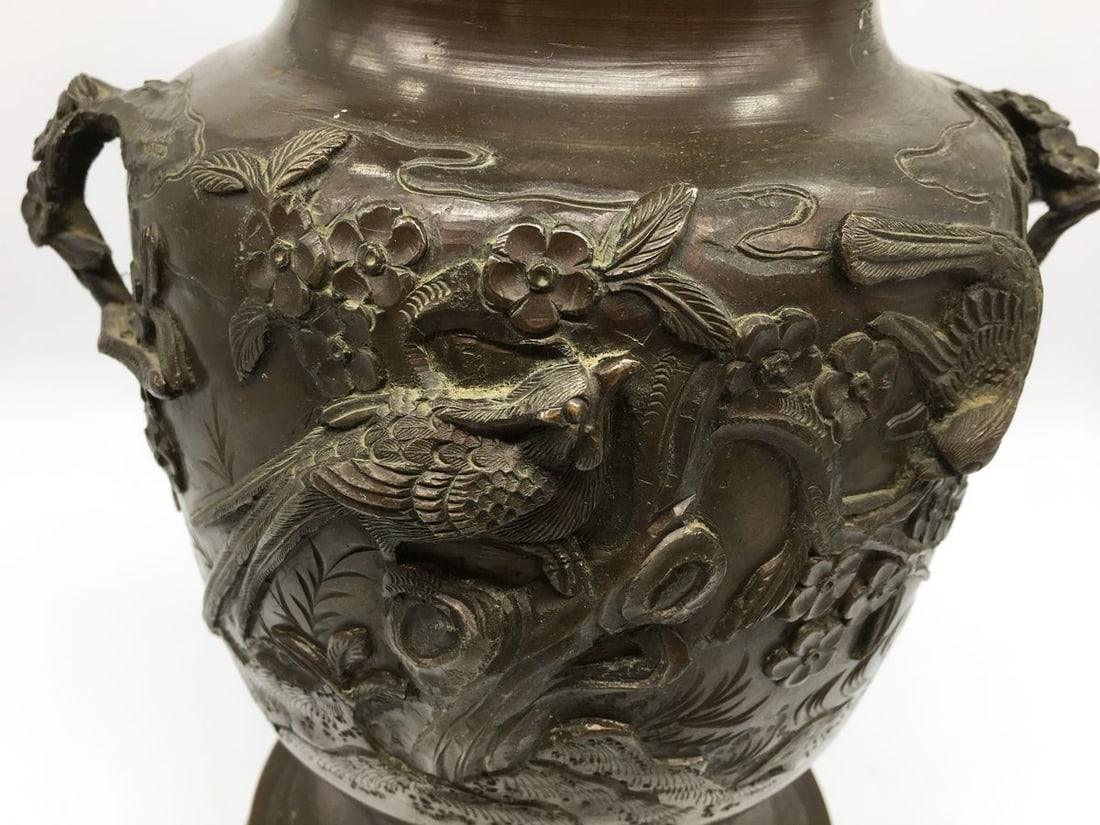 Bronze chinese vase - 4