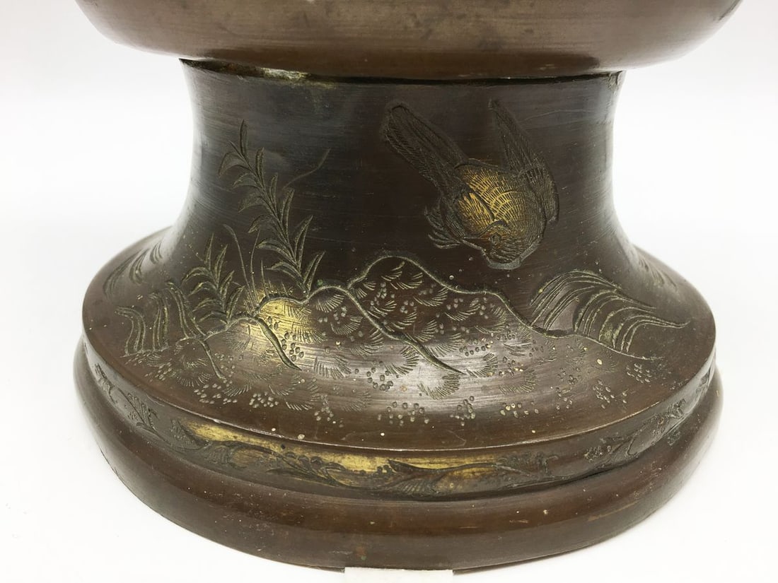 Bronze chinese vase - 5