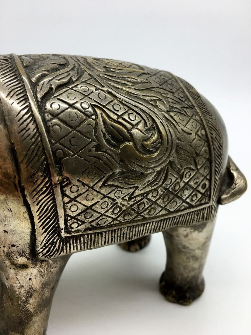 Ancient elephant figurine - 12