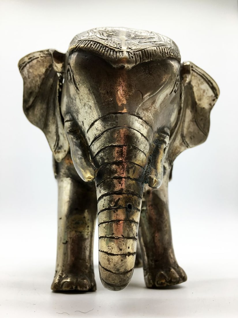 Ancient elephant figurine - 6