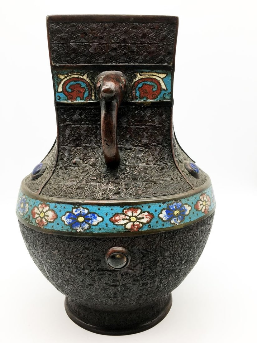 Antique Chinese Decorative vase decorated with cloisonne enamels - 4