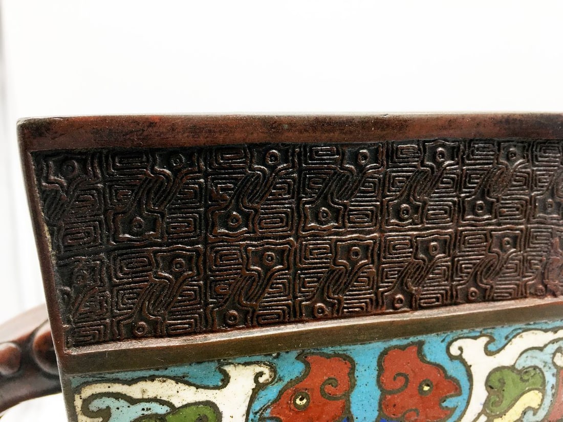 Antique Chinese Decorative vase decorated with cloisonne enamels - 7