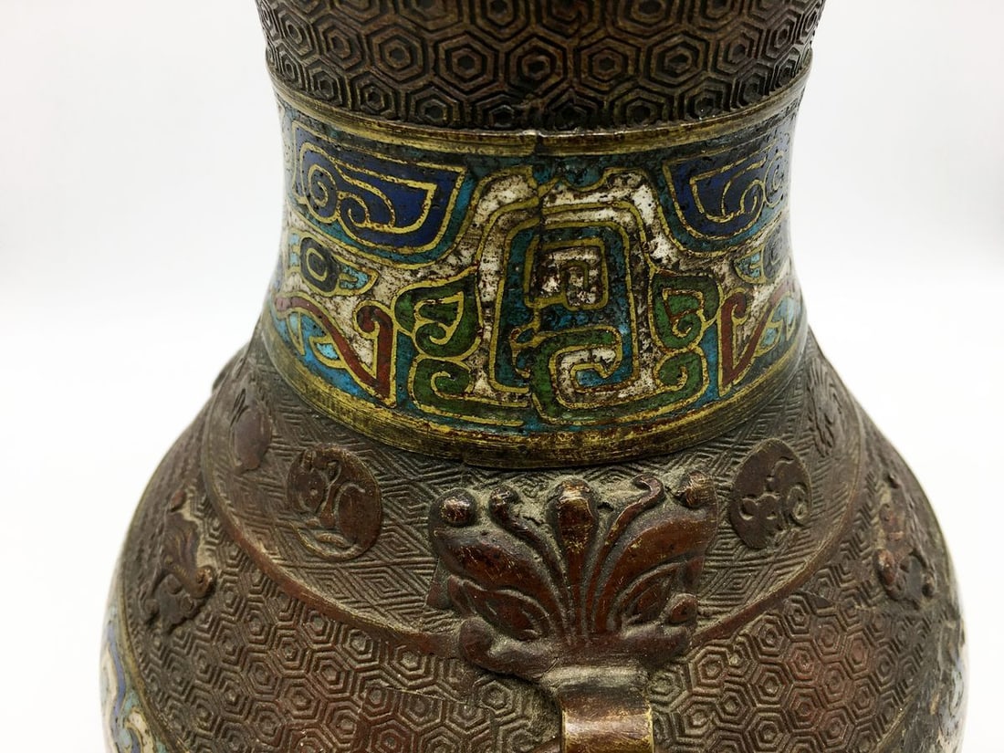 Antique Chinese Vase - 5