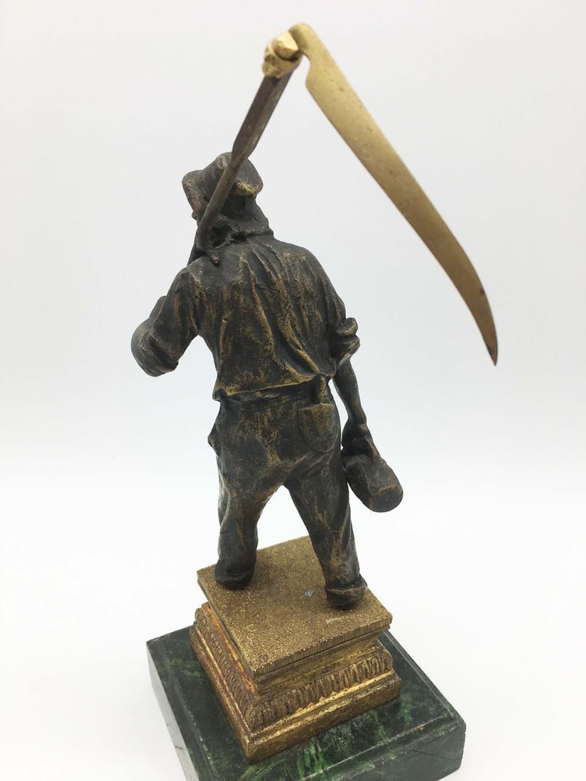 France Bronze A peasant going mowing a work of authorship of the late 19th early 20th century - 6