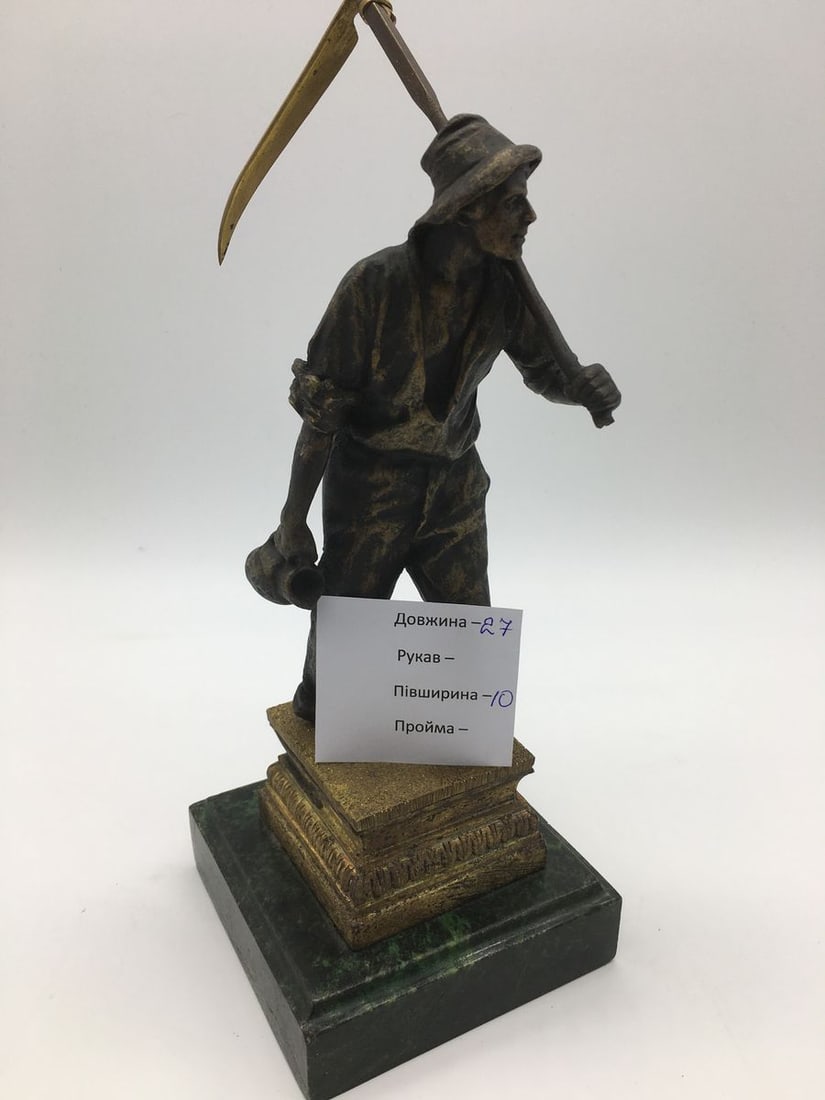 France Bronze A peasant going mowing a work of authorship of the late 19th early 20th century - 8
