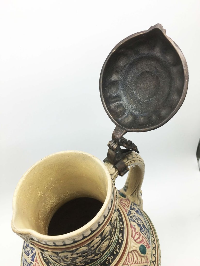 Large wine jug with a bronze lid with scenes from the history of medieval Germany - 4