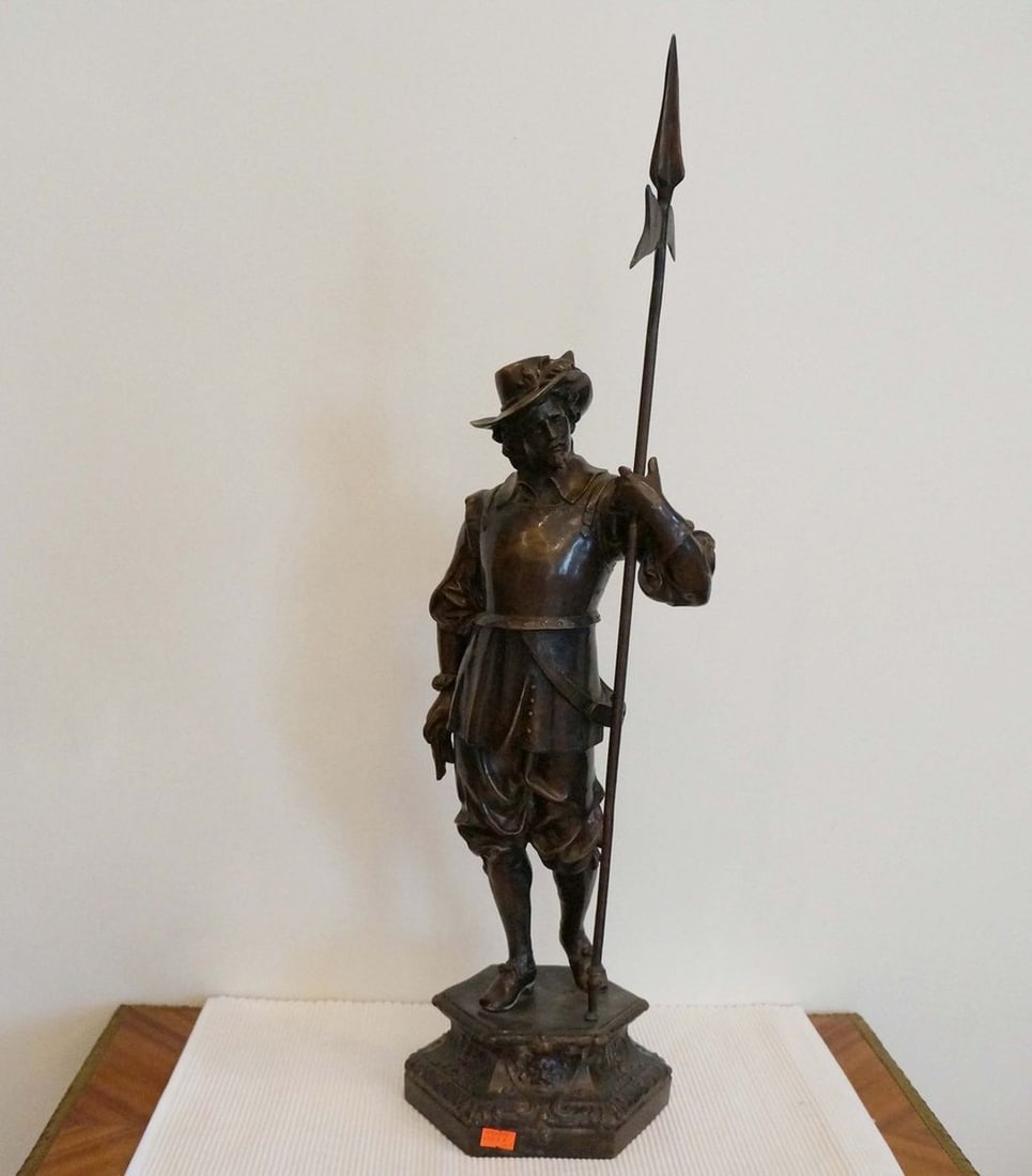 French Swiss Guardsman early 19th century: Title: French Swiss Guardsman early 19th century Description: Verndec 84 ITEM DESCRIPTION : *Medium: *Country: France *The size: 69x20 cm/'27.16x7.87 inches' *Year: early 19th century Provenance -