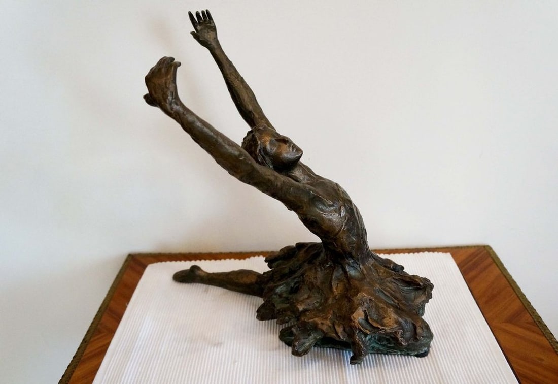 USSR Sculpture "Dying Swan" Matvey Genrikhovich Manizer 1930s: Title: USSR Sculpture "Dying Swan" Matvey Genrikhovich Manizer 1930s Description: Verndec 99 ITEM DESCRIPTION : *Medium: *Country: USSR *Sculptor: Matvey Genrikhovich Manizer *Year: 1930s *The size: