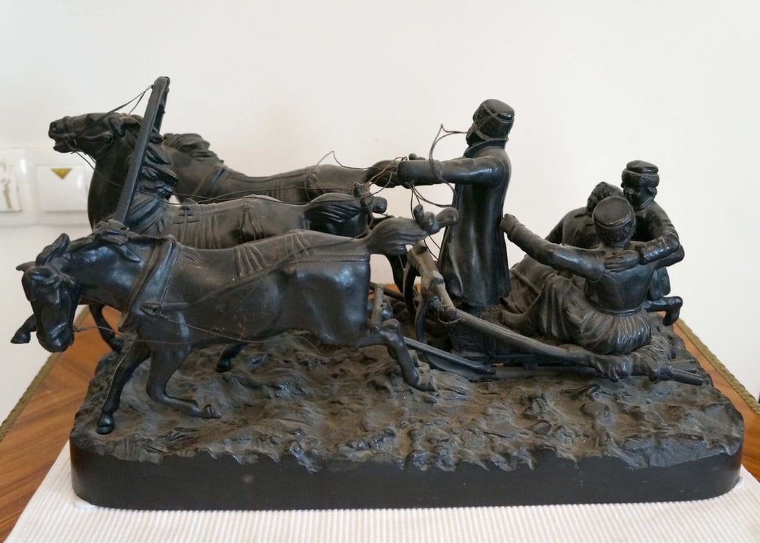 Russia The sculptural group "Troika in winter" Naps Yevgeniy Ivanovich Kasli iron foundry 1972s: Title: Russia The sculptural group "Troika in winter" Naps Yevgeniy Ivanovich Kasli iron foundry 1972s Description: Verndec 108 ITEM DESCRIPTION : *Medium: cast iron, founding, chasing, painting *The