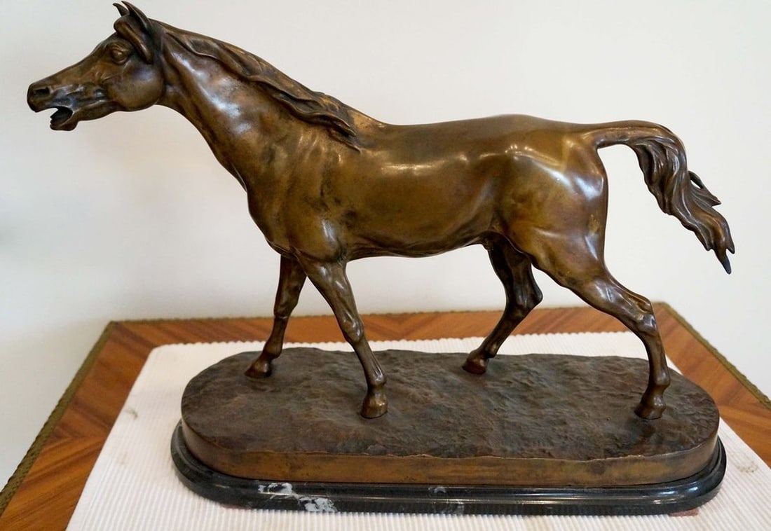 France Horse sculpture P.-J. MENE 19th century: Title: France Horse sculpture P.-J. MENE 19th century Description: Verndec 113 ITEM DESCRIPTION : *Medium: *The size: 32x42x16 cm/'12.59x16.53x6.29 inches' *Sculptor: P.-J. MENE *Country: France *Year