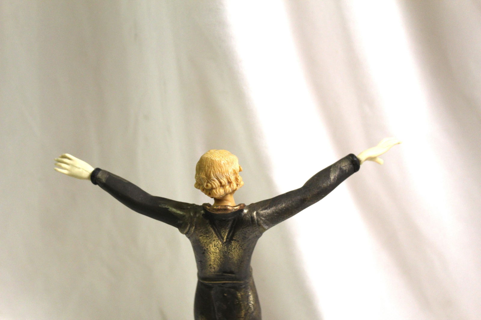 Mid Century /Modern Deco figurine - 12