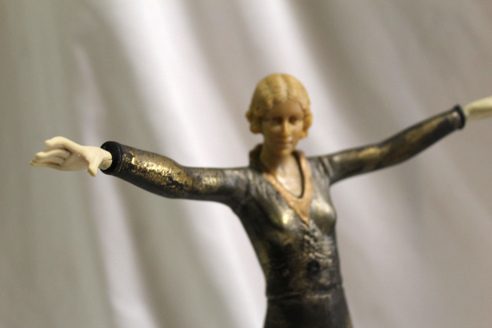 Mid Century /Modern Deco figurine - 9