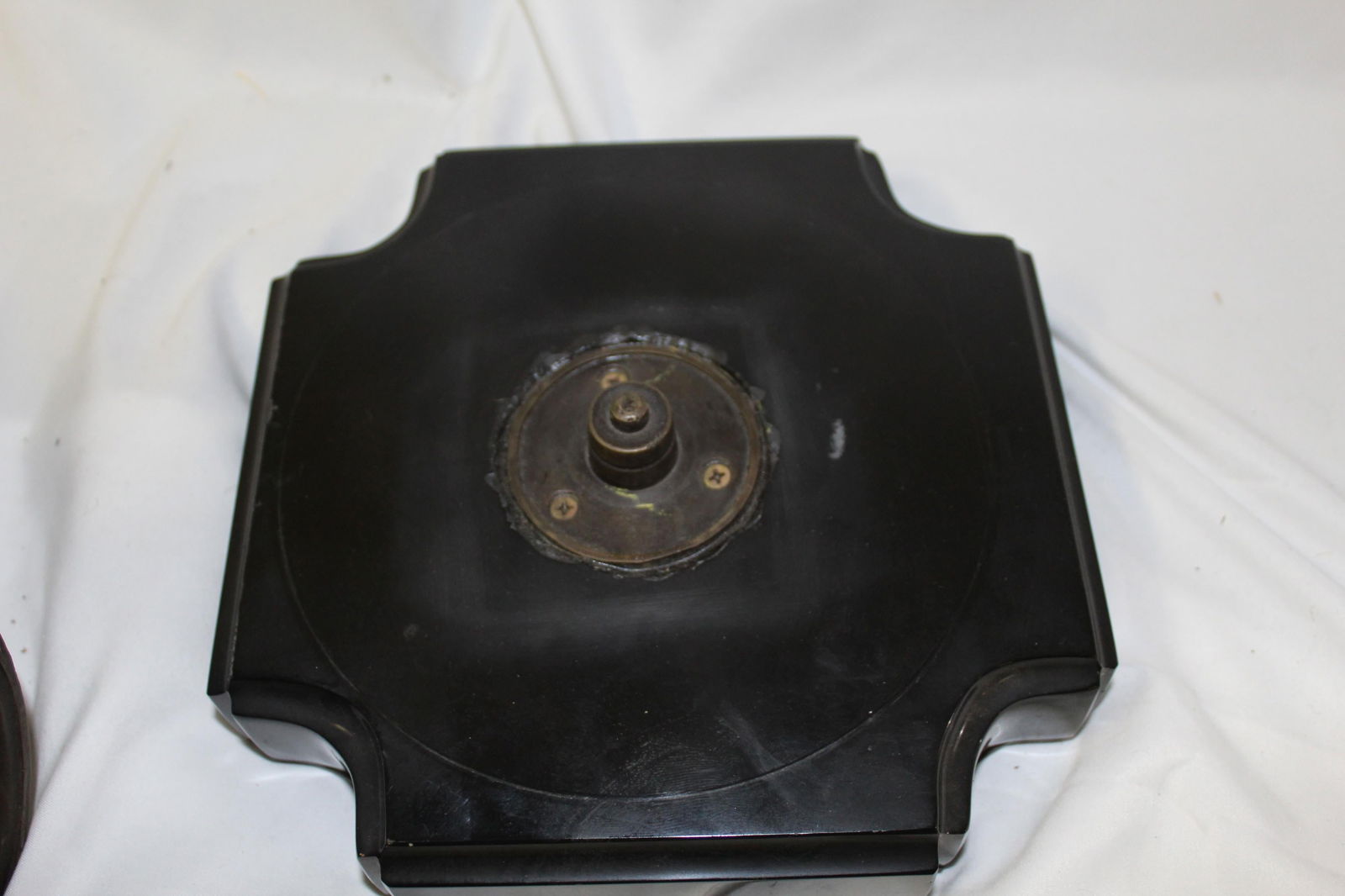 19 Th century Lady Bronze with mandolin, Signed - 4