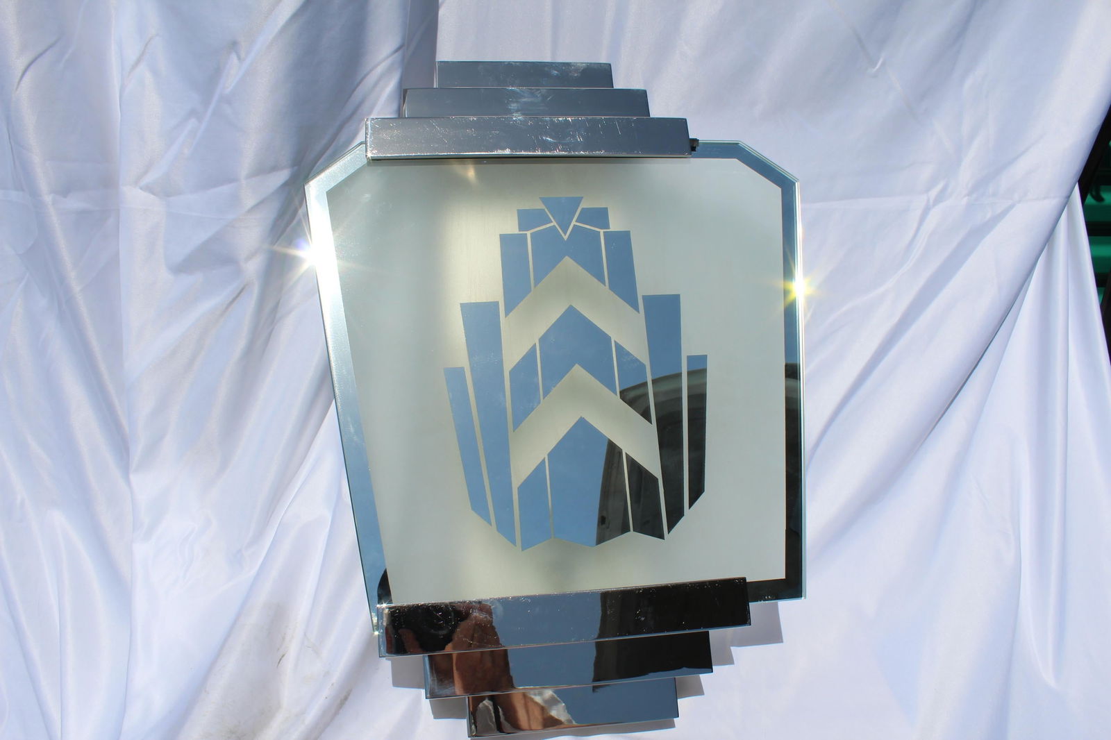 Art Deco / Modern Sconce, out of the St James Club, Mirrored, Nickel Frame - 9