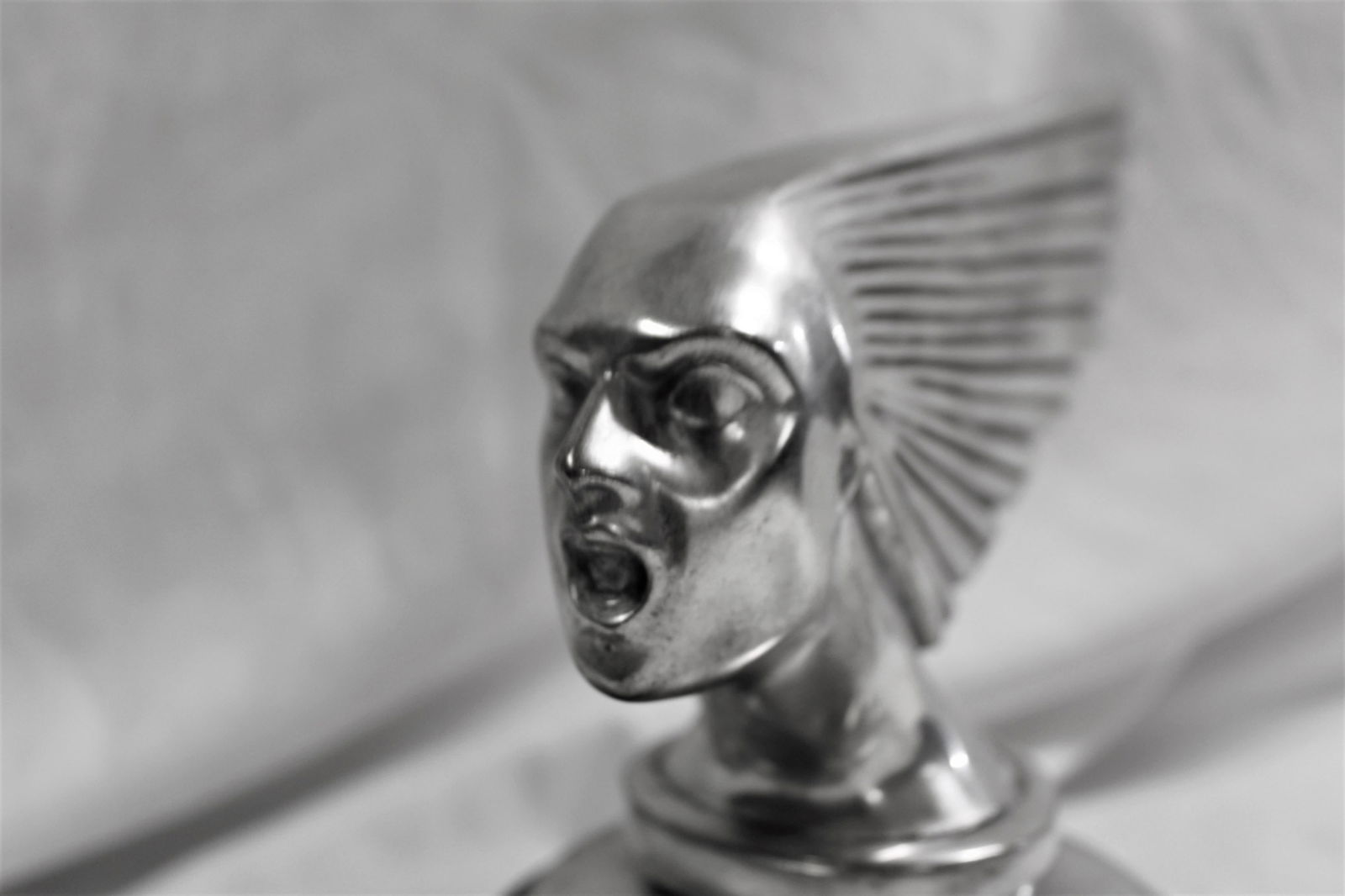 Art Deco Lady Face (Victory) Silvered Bronze in the Manner of Lalique - 12