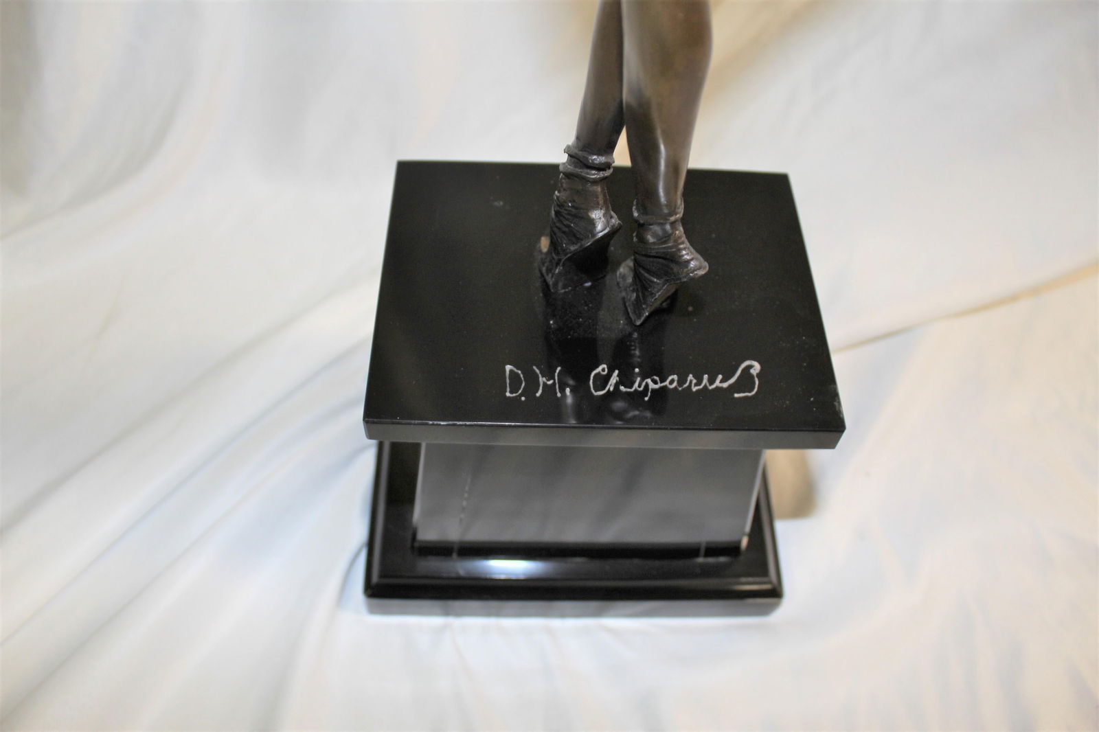 Art Deco Egyptian Dancer in the Manner of Chiparus - 10