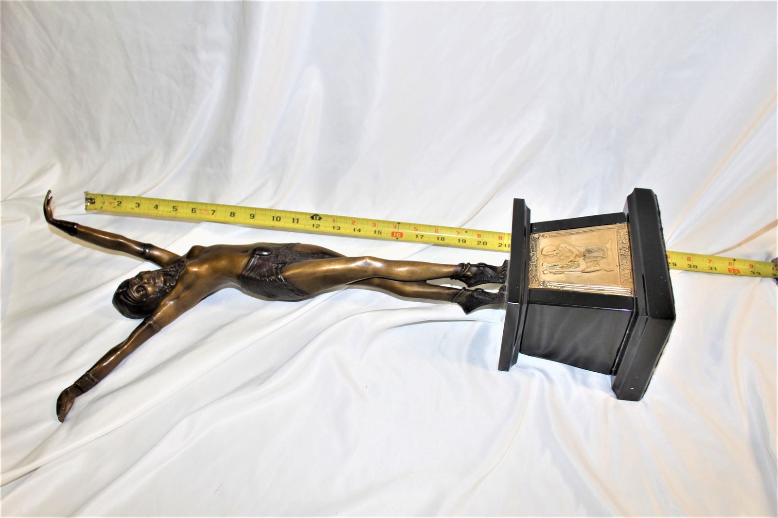 Art Deco Egyptian Dancer in the Manner of Chiparus - 17