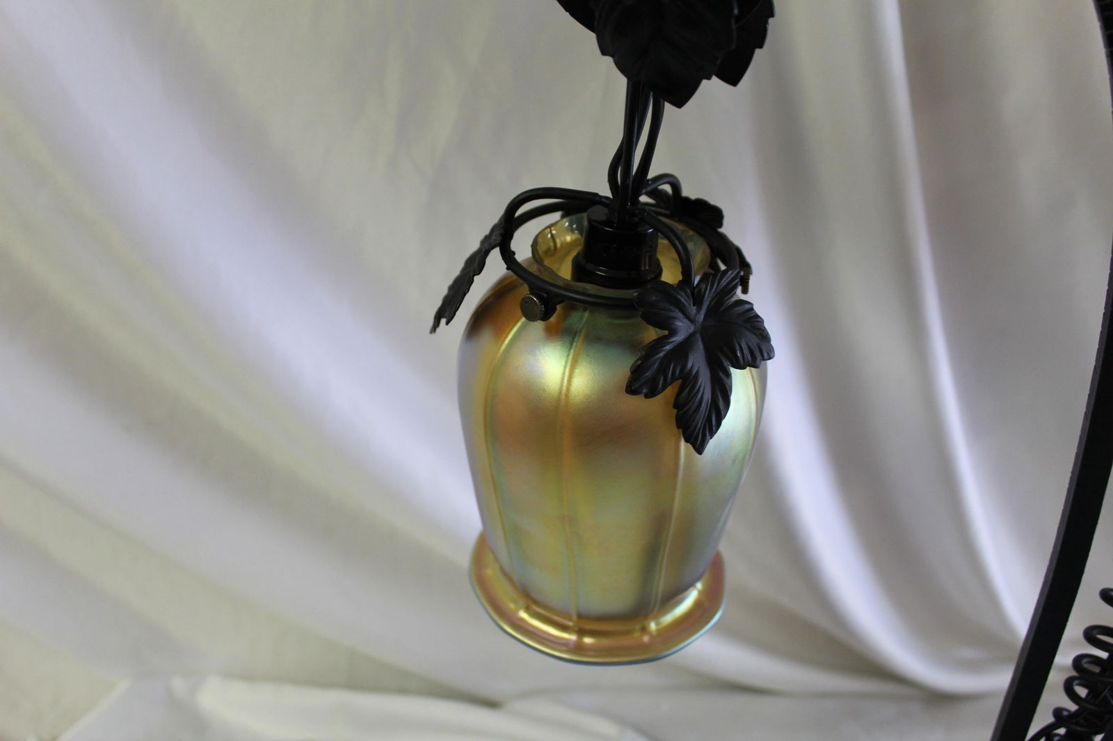Art Deco Table Lamp, Iron with 3 Hanging Glass Shades Gold Favrile - 19