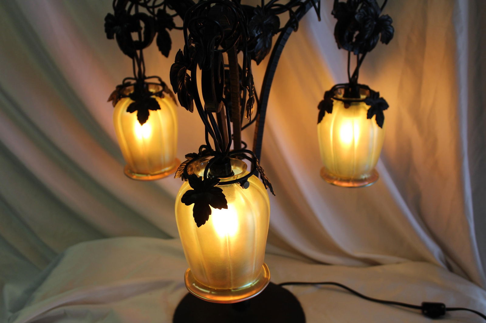 Art Deco Table Lamp, Iron with 3 Hanging Glass Shades Gold Favrile - 5