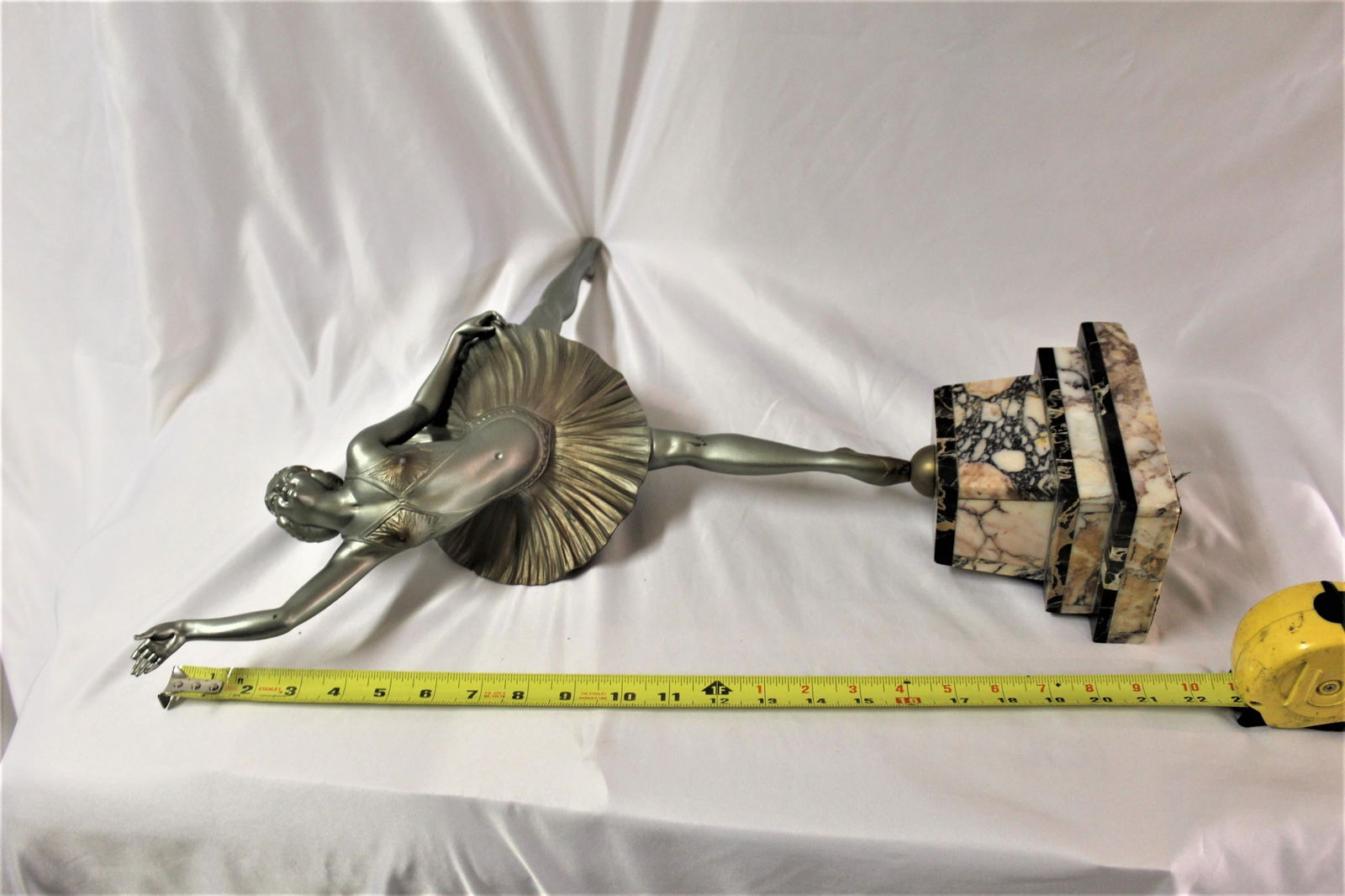 Original Art Deco Sculpture Ballerina White Metal Signed D.Alonzo - 17