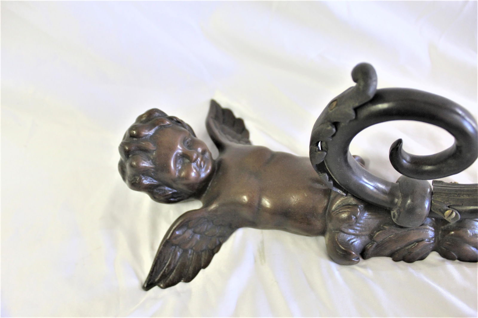 Art Nouveau Wall Bracket Cherub - 9