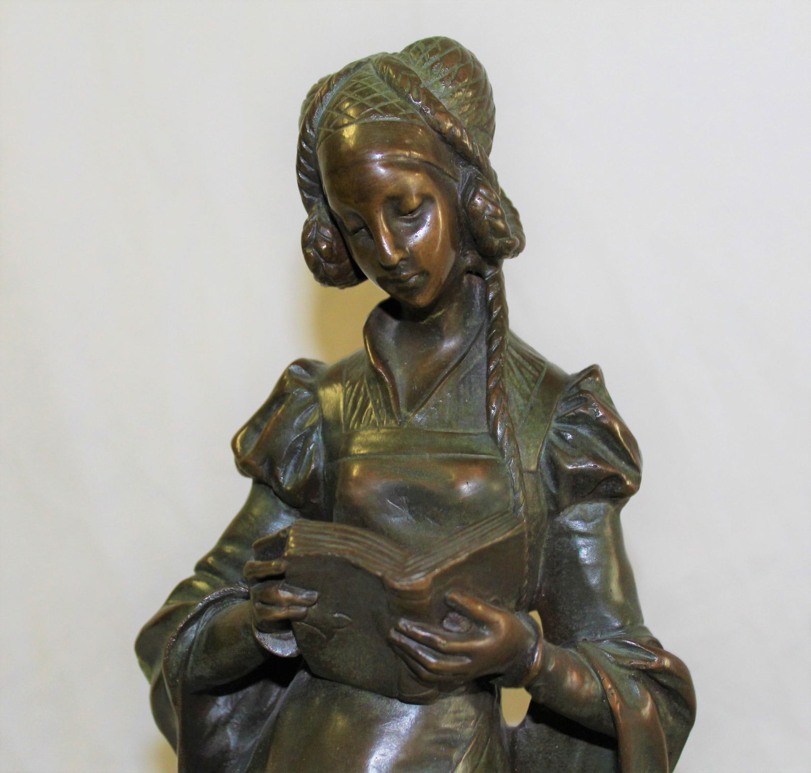 Art Nouveau Bronze Lady, Marble Base 'The book Lady' - 17