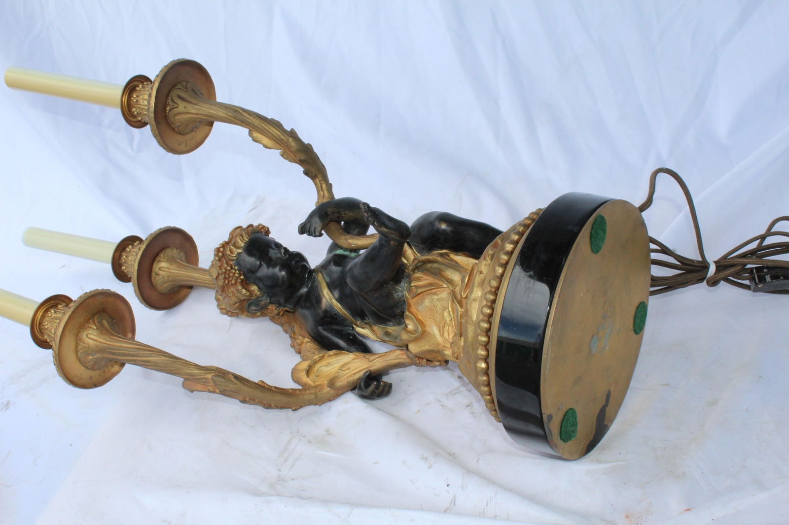 Candelabras Male and Female 18-Karat Doré Bronze after Clodion the pair - 13