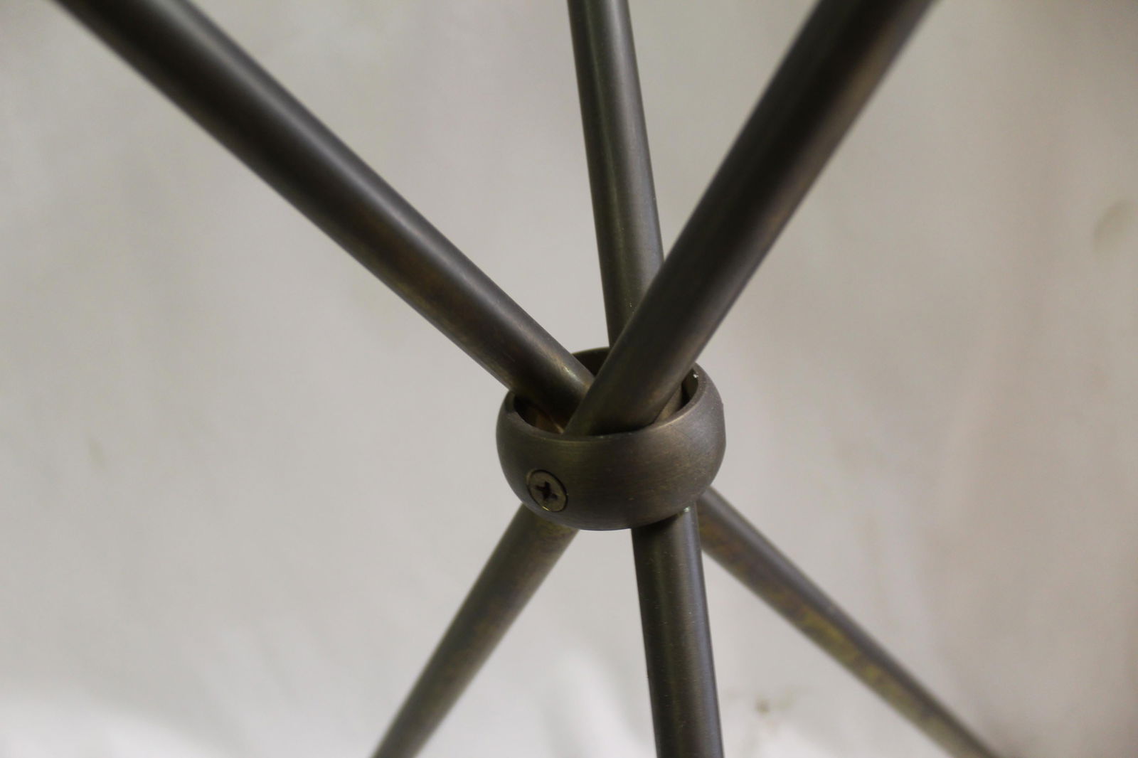 Mid Century/Art Deco Style Side Table . - 11