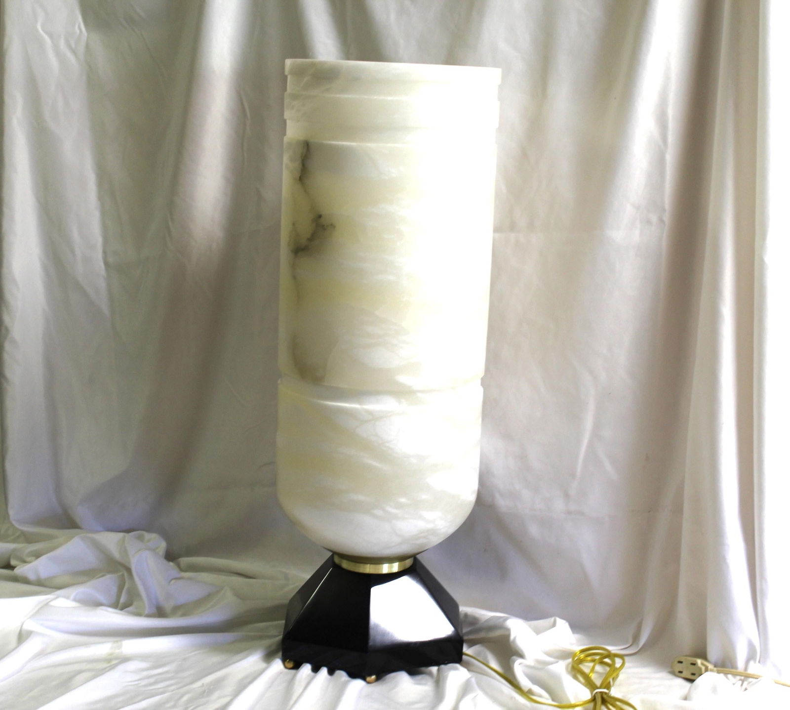 Art Deco/Modern Alabaster Up-Light Lumiere - 4