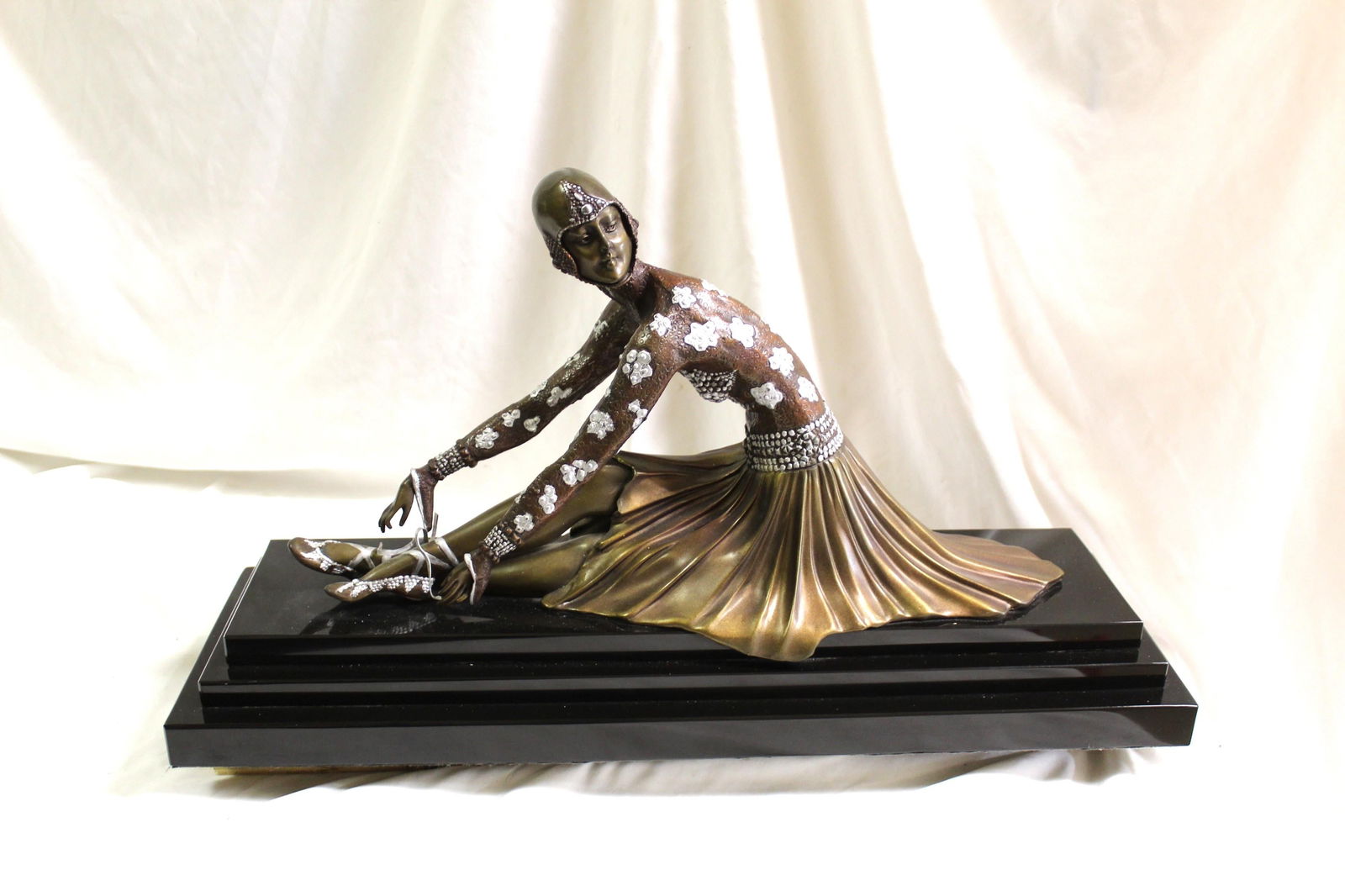 Modern/deco Sculpture Ballerina - 15
