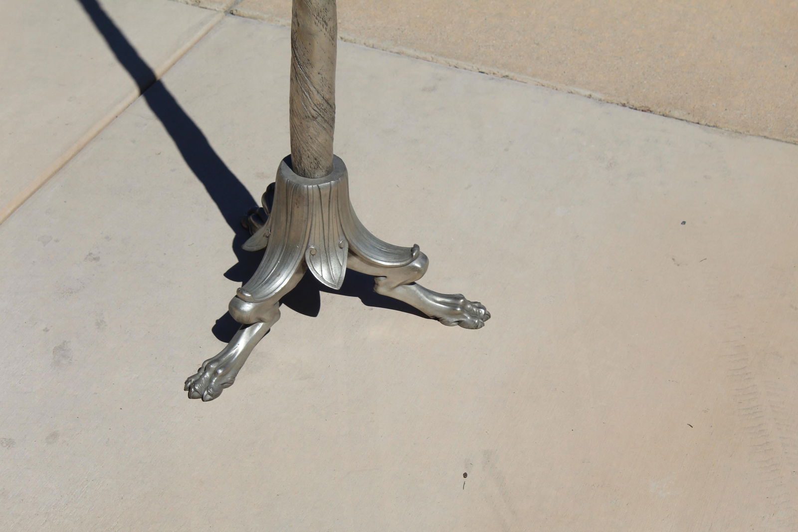 Mid Century Modern/Contemporary model of Narwhal in Bronze - 10