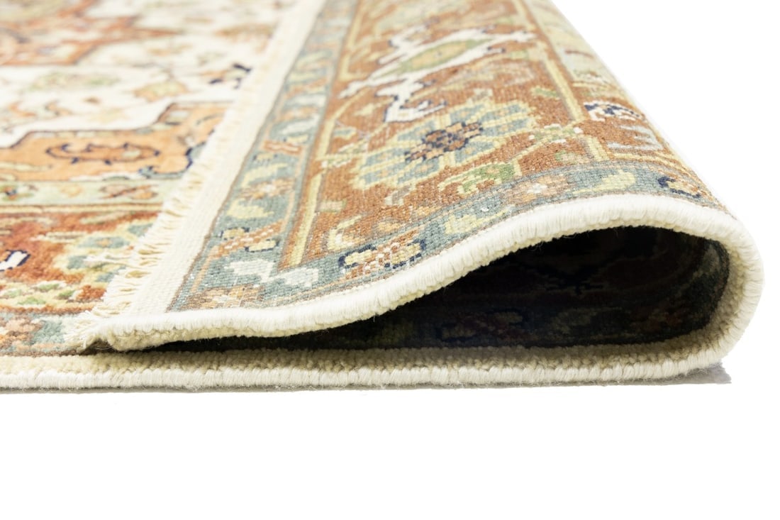 Cream Geometric 6X9 Heriz Serapi Oriental Rug - 17